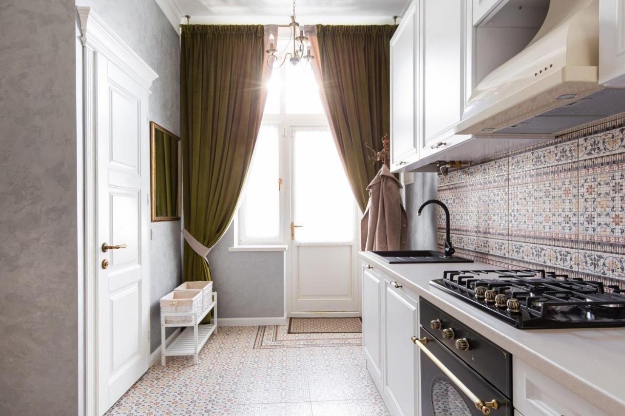 смольського, 6 Apartment